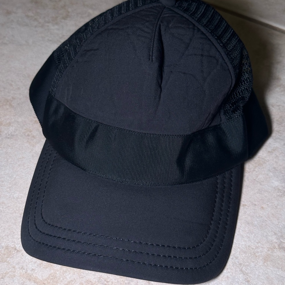 Black Vintage Lululemon hat